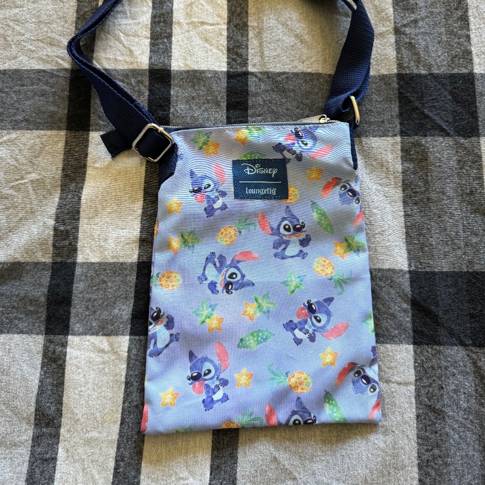 Disney Loungefly Stitch Flat Satchel
